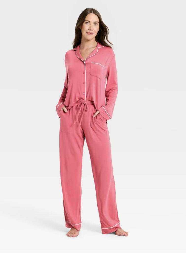 mom of 4 favorite postpartum pajamas