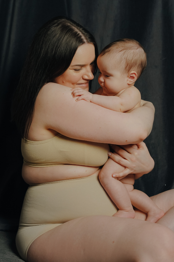 A postpartum photo of 4 moms got thousands of negative comments
